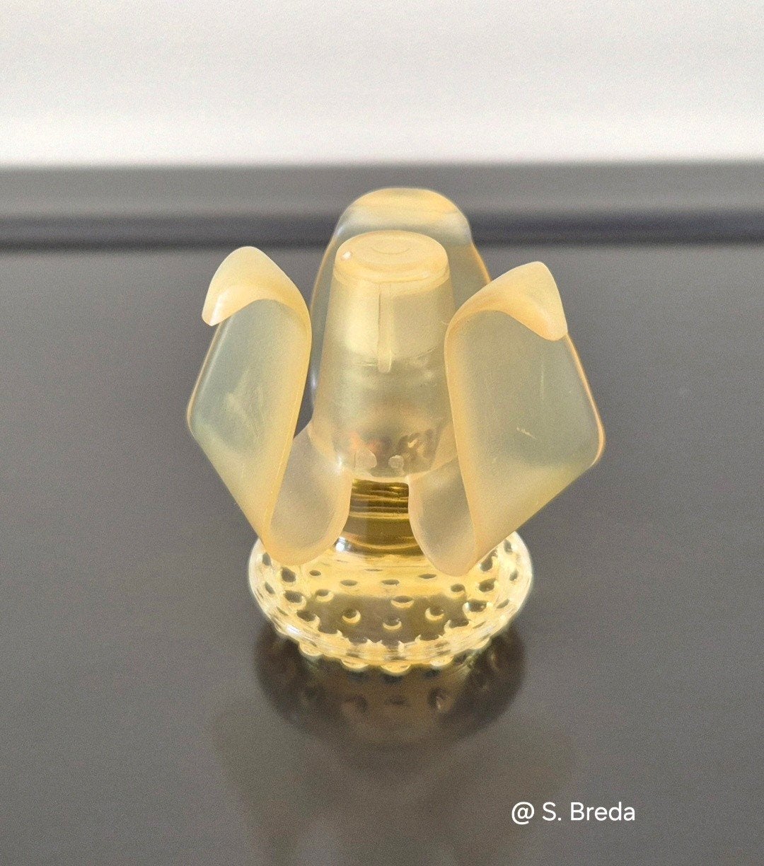 J. Sinatra - Hobby - vintage miniatuur, Verzamelen, Parfumverzamelingen, Ophalen of Verzenden, Zo goed als nieuw, Miniatuur, Gevuld