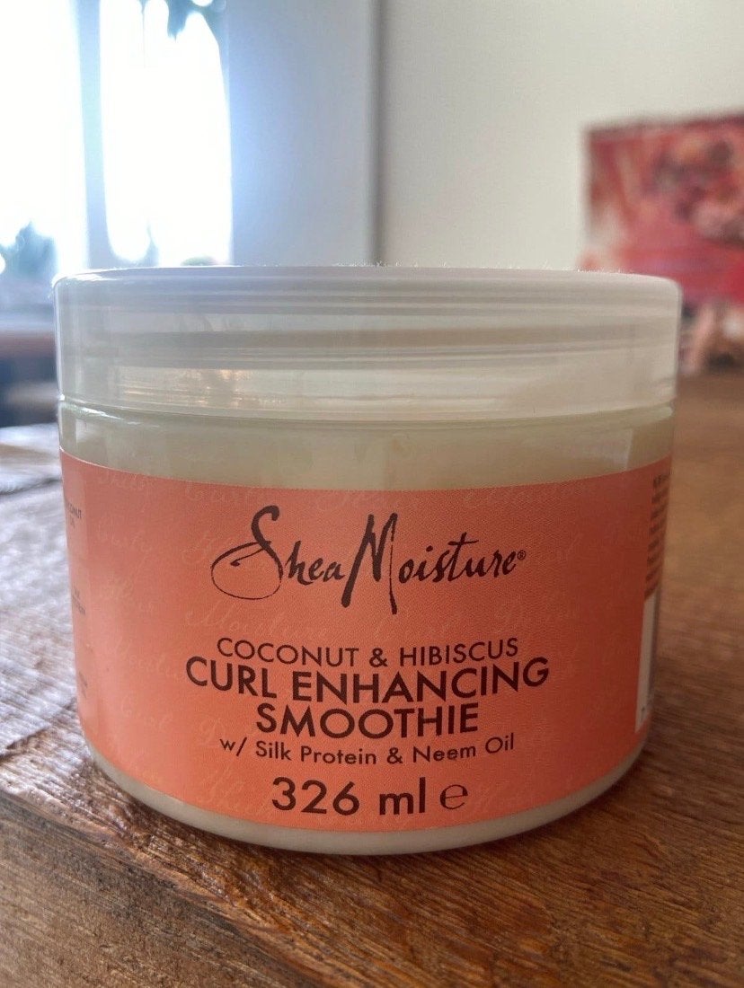 Shea Moisture Coconut & Hibiscus Curl Enhancing Smoothie, Ophalen of Verzenden, Zo goed als nieuw, Haarverzorger of -hersteller
