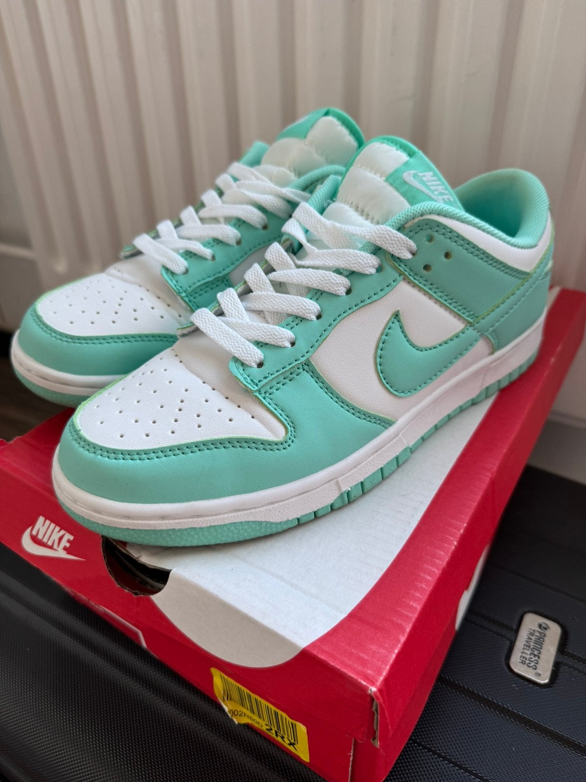 Nike dunk low, Blauw, Ophalen of Verzenden, Sneakers of Gympen, Zo goed als nieuw