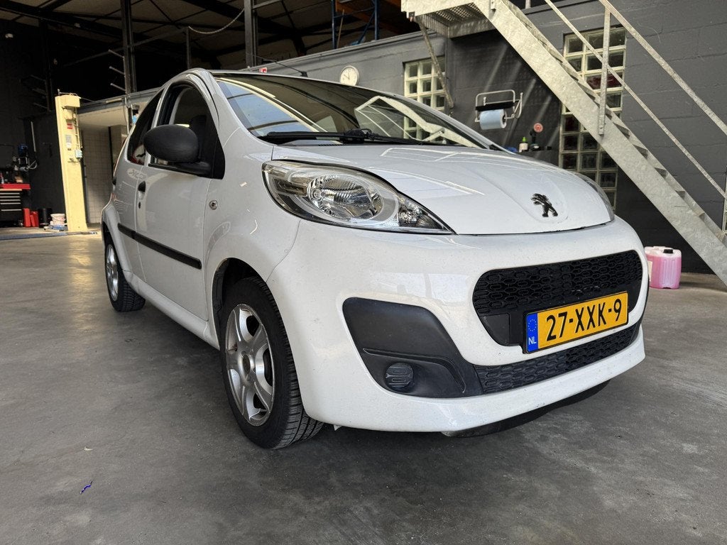 Peugeot 107 1.0 Access Accent AIRCO, Voorwielaandrijving, Euro 5, Stof, Gebruikt