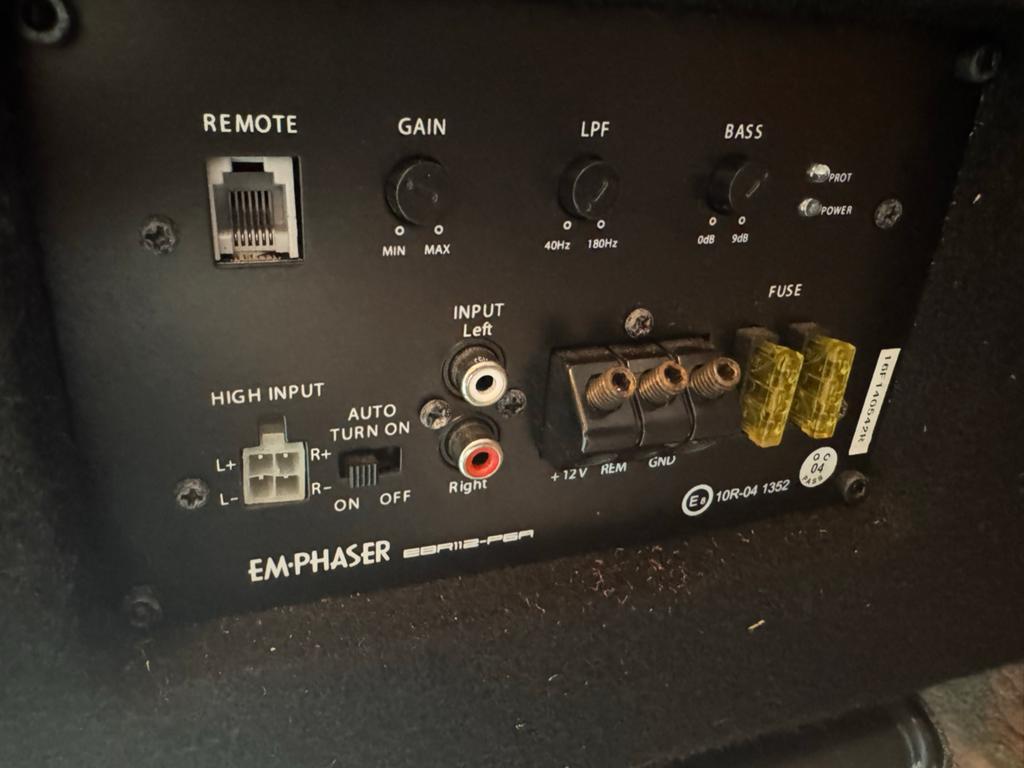 Emphaser subwoofer met kist en versterker, Ophalen, Gebruikt