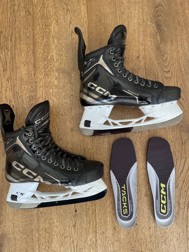 CCM Tacks XF Pro 8/43 Reg, STEP Blacksteel Quad Zero + Doos, Ophalen of Verzenden, Zo goed als nieuw, Schaatsen
