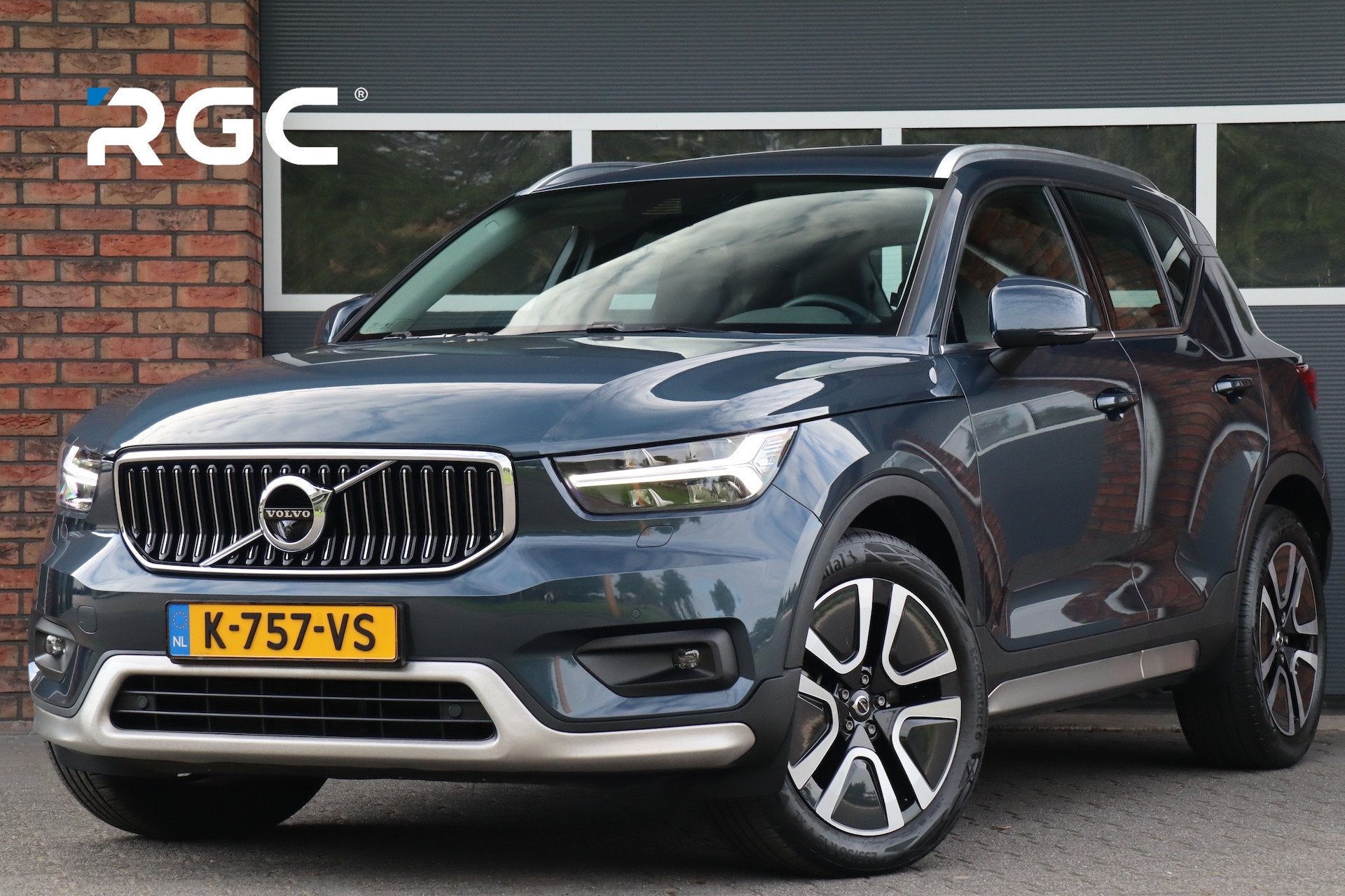 Volvo XC40 2.0 B4 AWD Inscription, Pano, Trekhaak (bj 2021), Auto's, Automaat, 15 km/l, Gebruikt, 4 cilinders