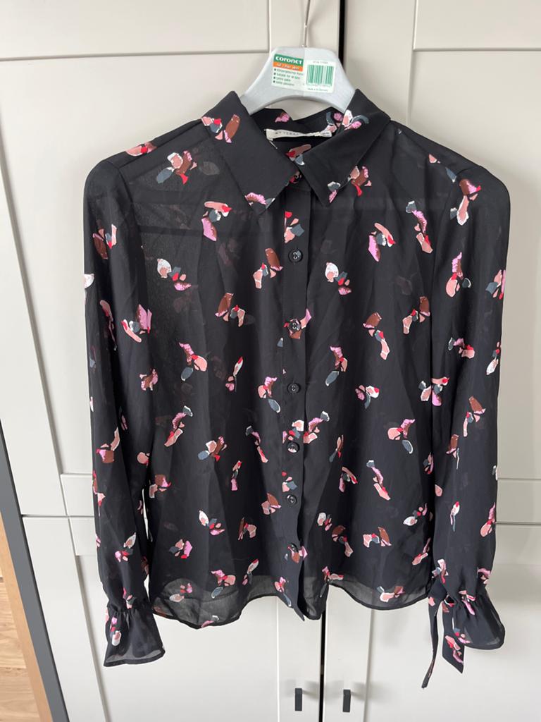 Zwarte blouse met abstracte print - My Jewellery Limited, Ophalen of Verzenden, Zo goed als nieuw, Maat 34 (XS) of kleiner, Zwart