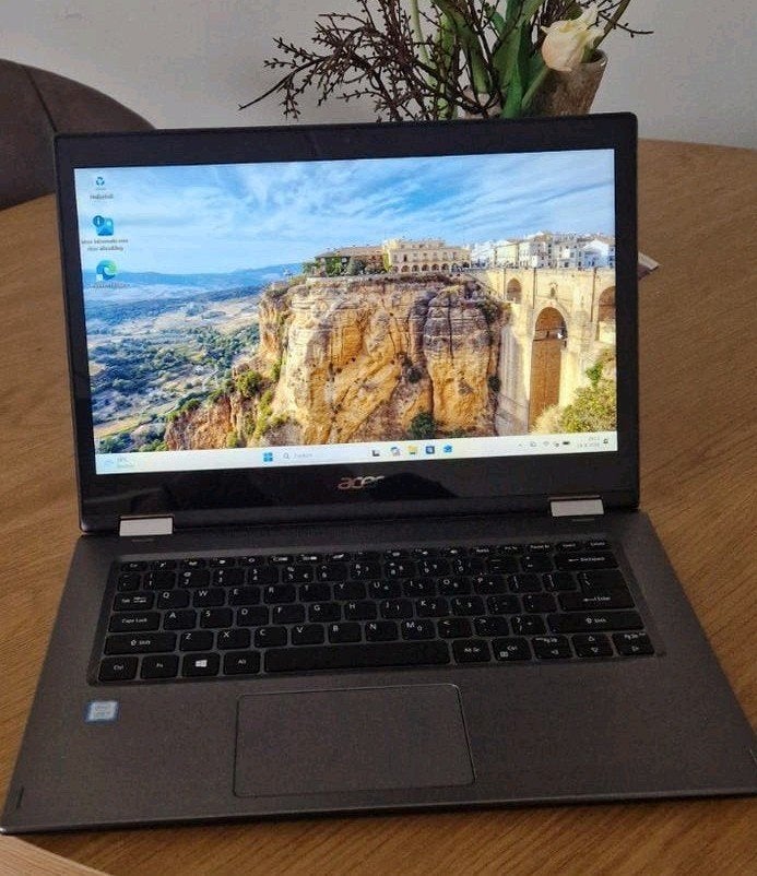 Acer Spin – 2‑in‑1 laptop met touchscreen, Ophalen, 2 tot 3 Ghz, Qwerty, 8 GB