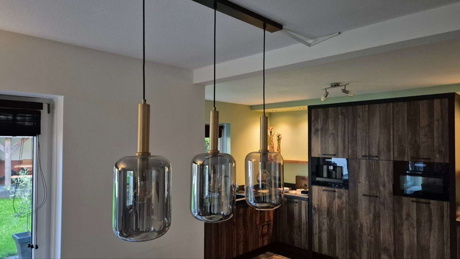 Eettafel hanglamp met 3 kelken en moderne ledlampen., Huis en Inrichting, Lampen | Hanglampen, Ophalen, Zo goed als nieuw, E27 (groot)