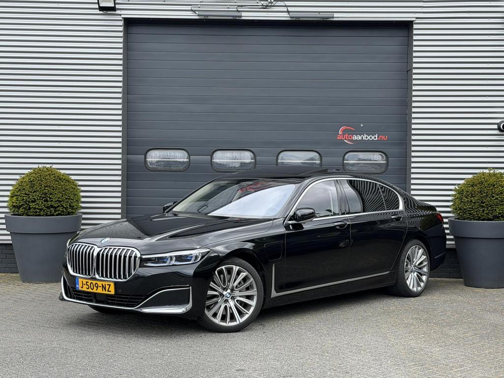 BMW 7-serie 745Le xDrive High Executive | TV Schermen | Pano, Auto's, BMW, Gebruikt, Euro 6, 394 pk, Zwart
