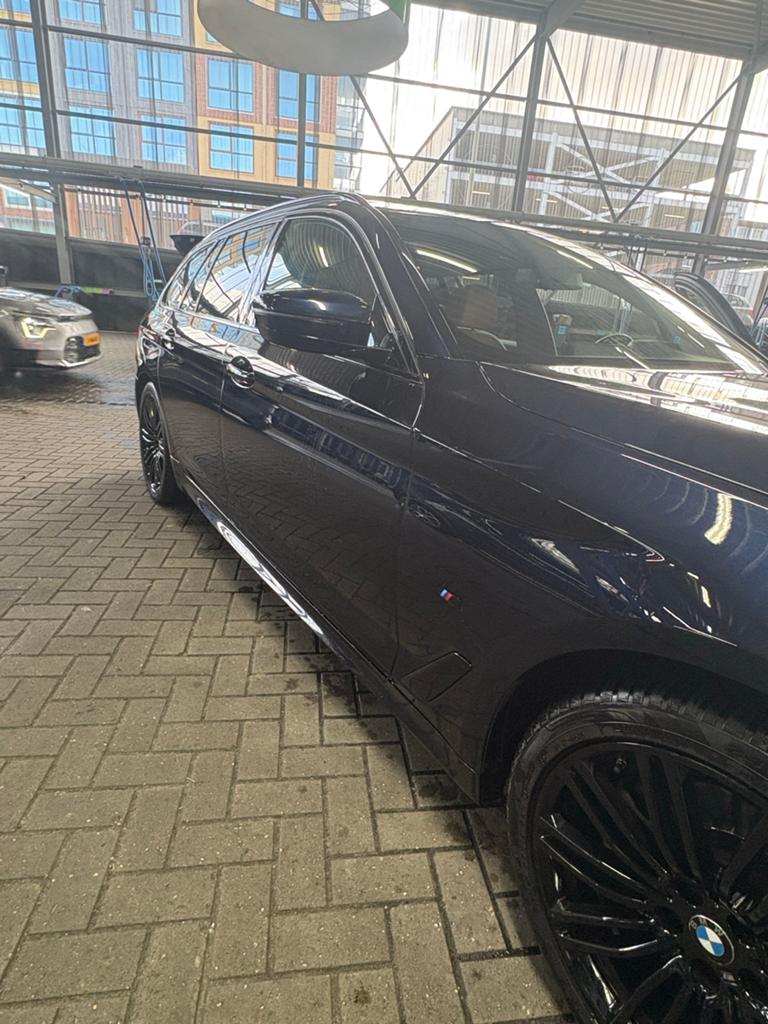 BMW 5-Serie 520d 190pk Aut. 2020 Zwart, Auto's, BMW, Automaat, Achterwielaandrijving, 1995 cc, 2000 kg