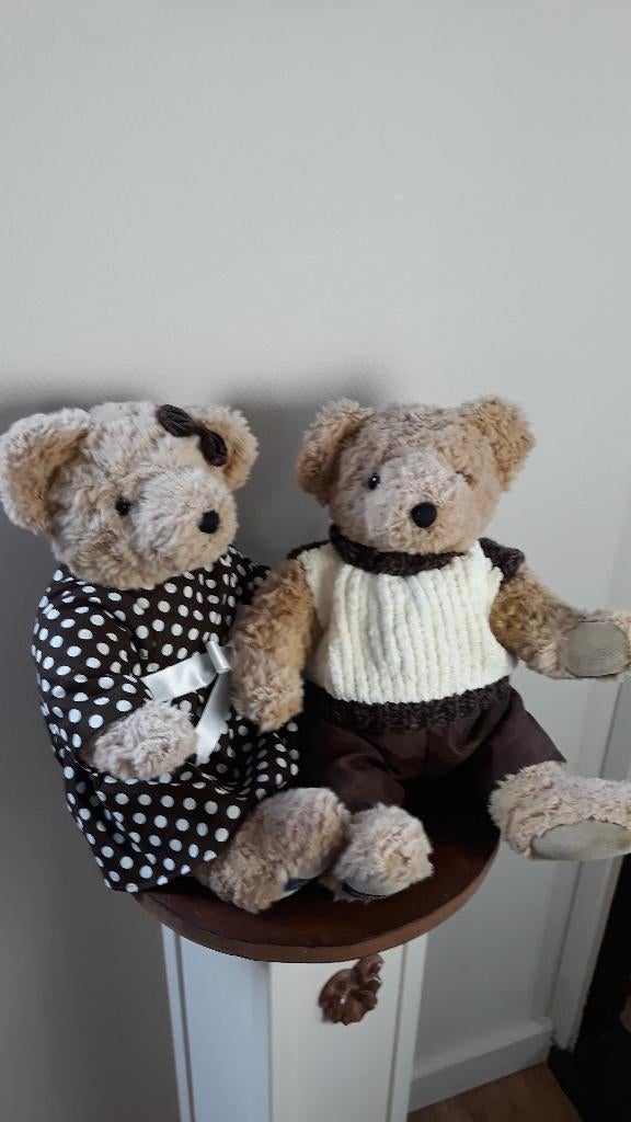 2 Traditional Bear collection beren, Ophalen of Verzenden, Zo goed als nieuw, Stoffen beer, Overige merken