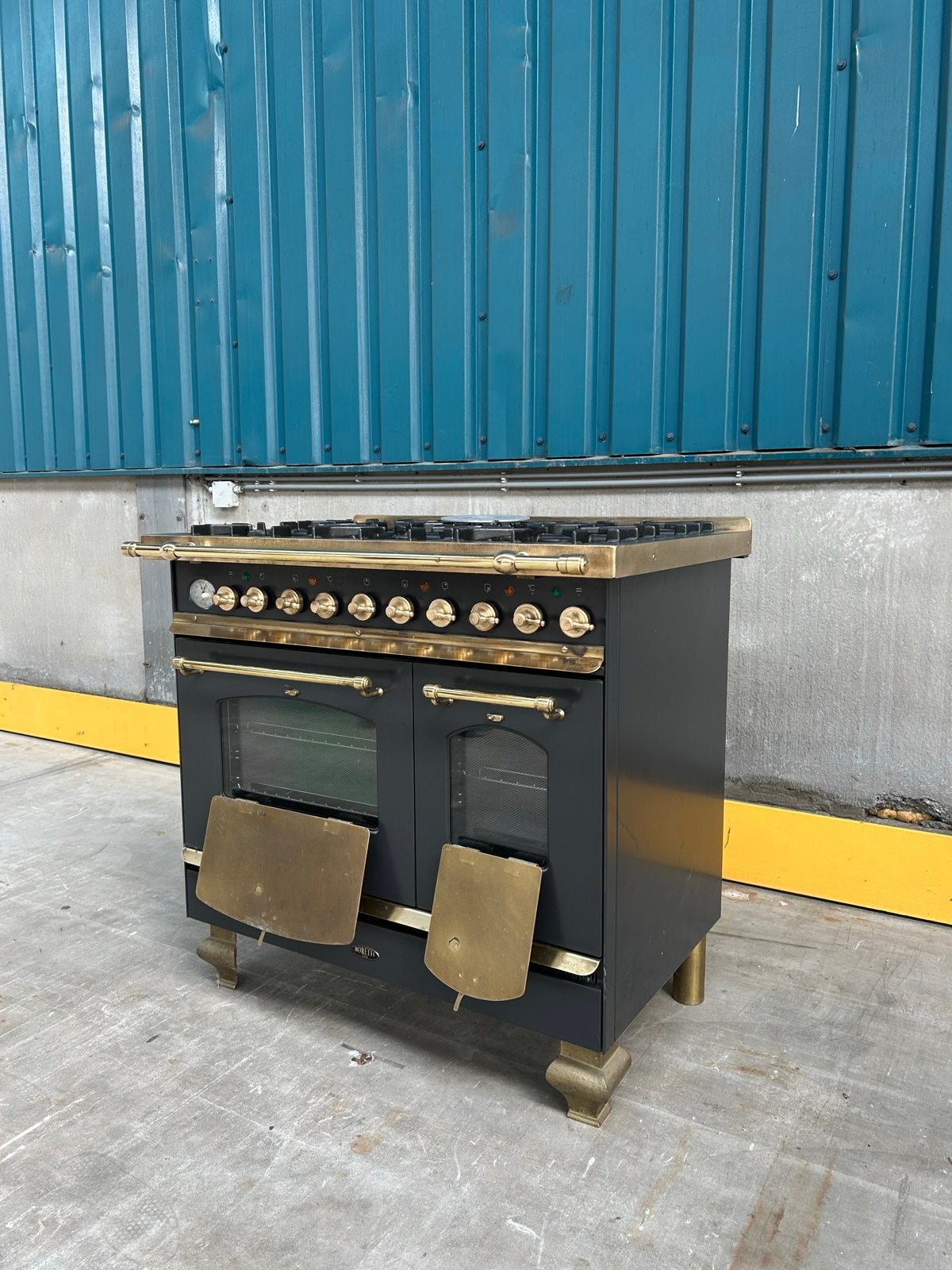 Boretti Fornuis - Zwart met Messing Details, Ophalen, 60 cm of meer, Grill, Zo goed als nieuw