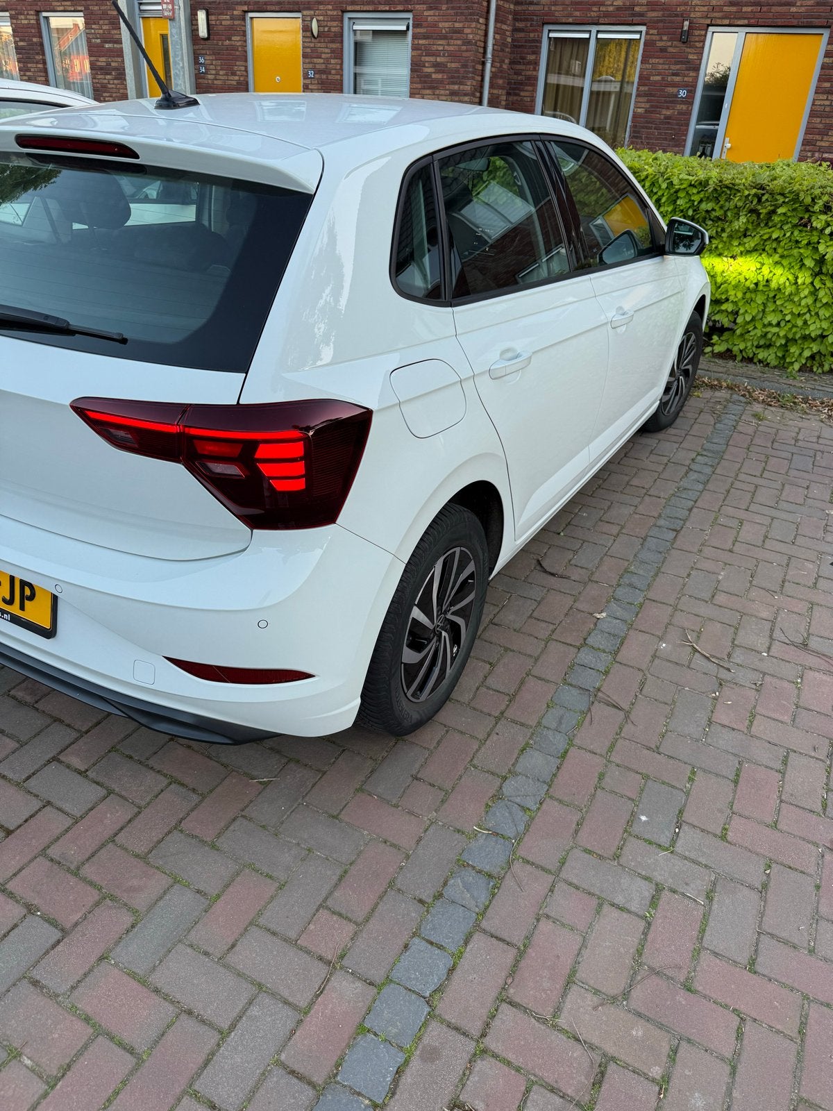 Volkswagen Polo 1.0 TSI 95pk 2021 Wit, Auto's, Voorwielaandrijving, 1072 kg, Origineel Nederlands, Handgeschakeld