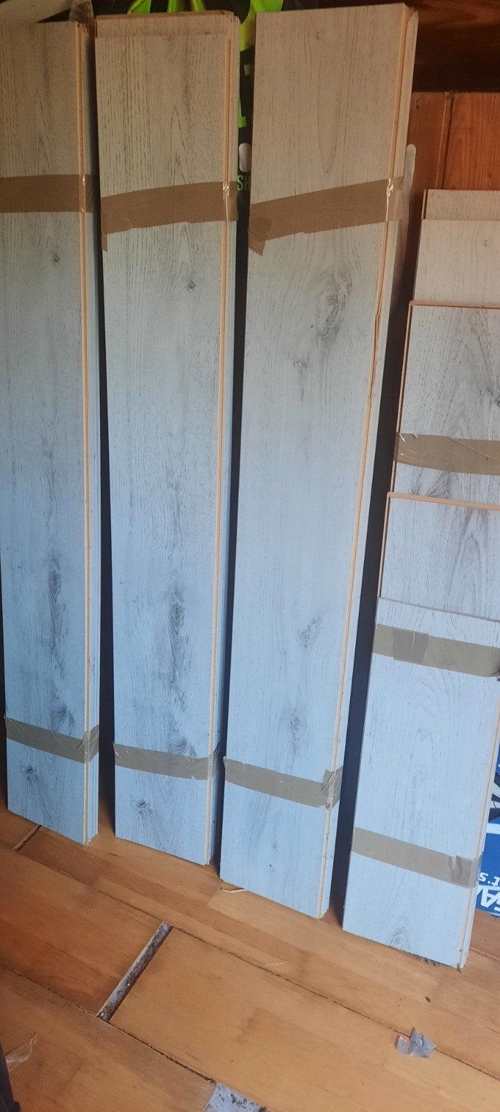 laminaat grijs/ wit, Ophalen, Overige materialen, Gebruikt, 50 tot 150 cm