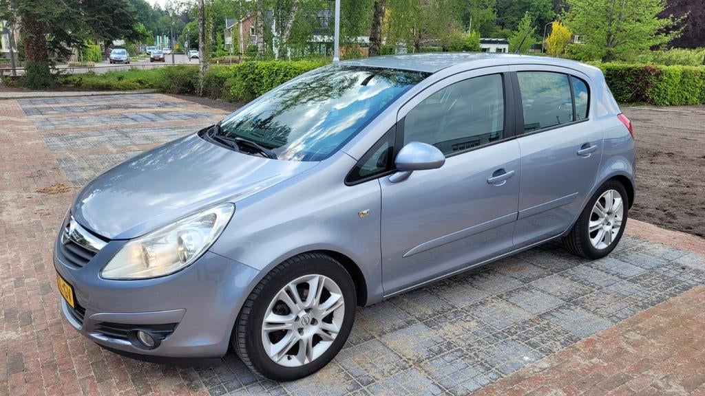Opel Corsa 1.4 16V 5D 2007 Grijs, Auto's, Opel, Particulier, Corsa, Benzine, B, Hatchback, Handgeschakeld, Origineel Nederlands