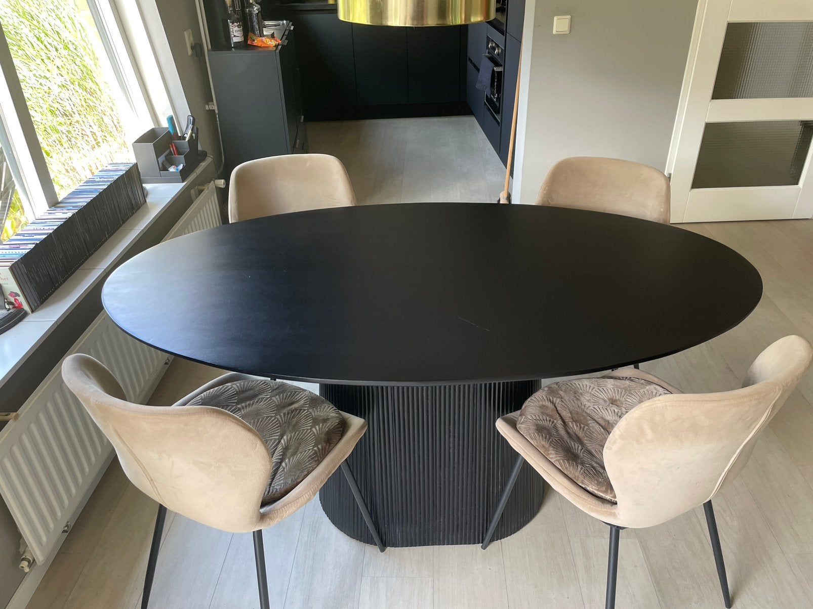 Ovale eettafel zwart 160x90 cm, Ophalen, Gebruikt, Minder dan 4 stoelen