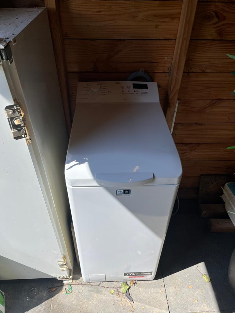 AEG wasmachine bovenlader, Witgoed en Apparatuur, Wasmachines, Ophalen, 1200 tot 1600 toeren, 4 tot 6 kg, Zo goed als nieuw