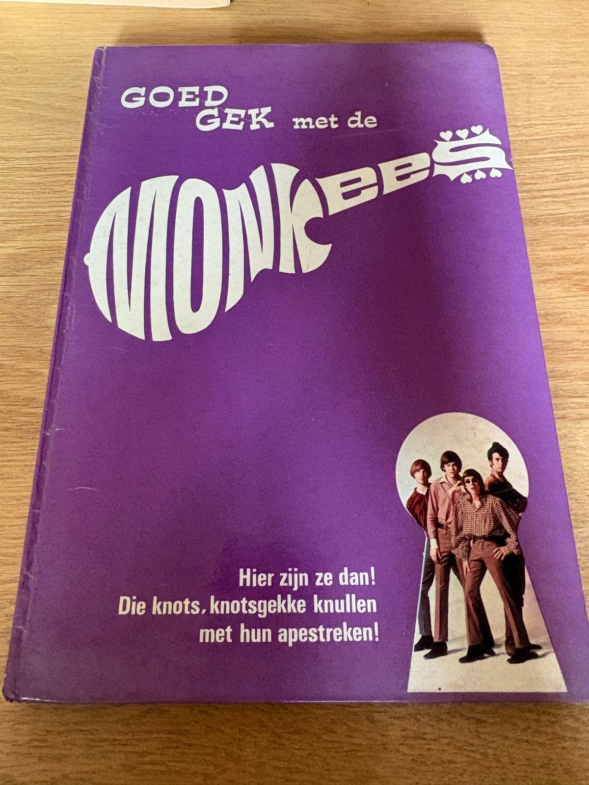 Goed Gek met de Monkees - Vintage Boek, Boeken, Ophalen of Verzenden, Gelezen, Artiest