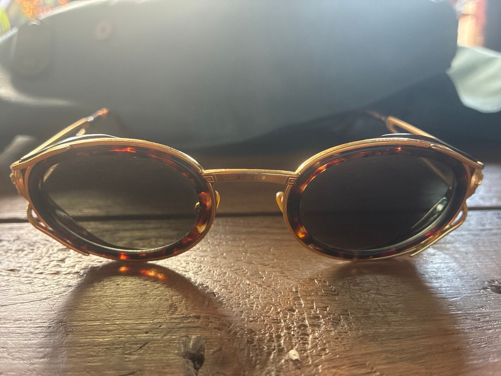 Vintage Gianni Versace Medusa Zonnebril - Tortoise, Gebruikt, Zonnebril, Bruin, Gianni Versace