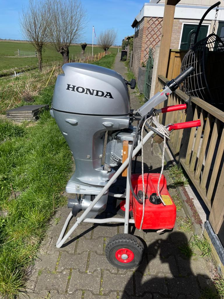Honda 8PK buitenboordmotor kortstaart, Ophalen, 5 tot 10 pk, Zo goed als nieuw, Benzine
