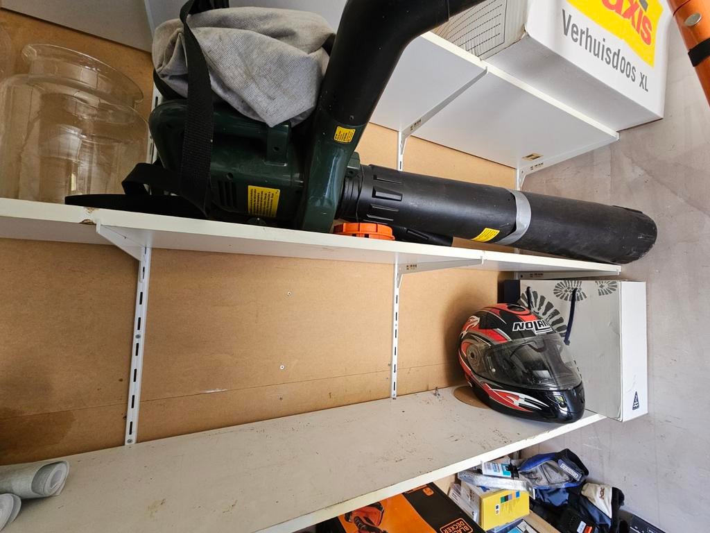 Bladblazer/Bladzuiger - Elektrisch, Tuin en Terras, Bladblazers, Gebruikt, Handgedragen, Elektrisch, Met opvangzak, Met zuigfunctie