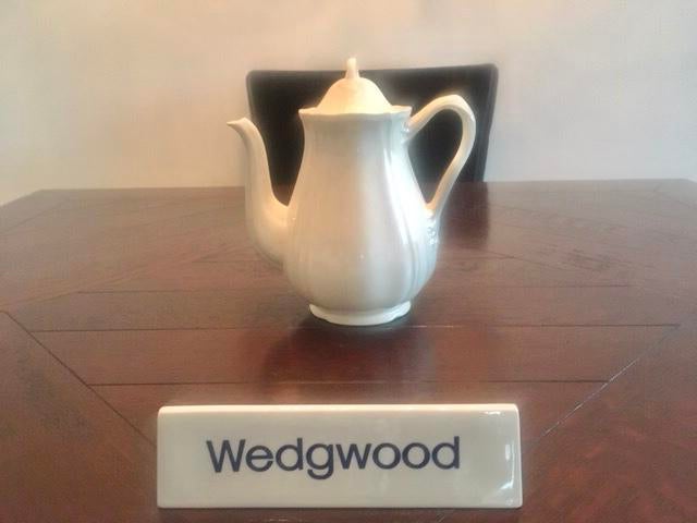 Wedgwood Queens Plain koffiepot, Ophalen of Verzenden, Zo goed als nieuw, Aardewerk, Overige typen