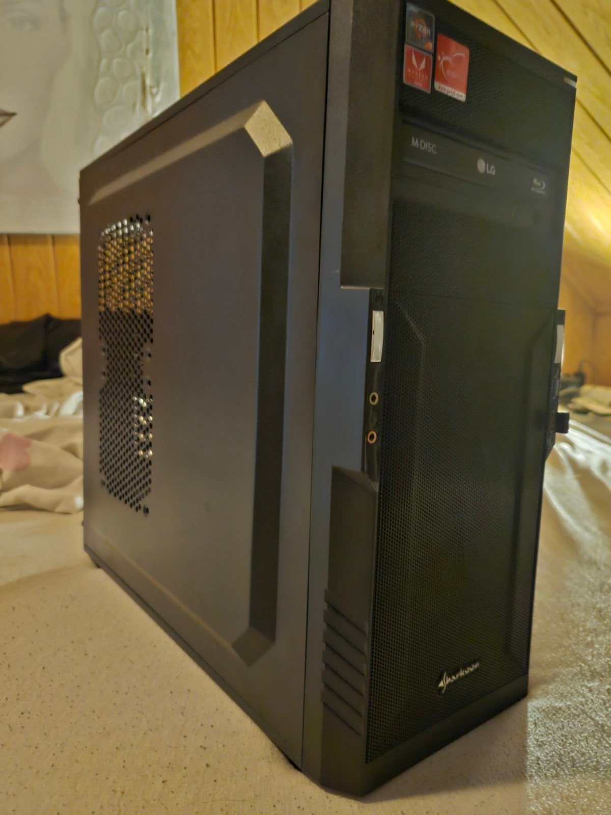 Starter Game pc met monitor, Computers en Software, Ophalen, Gebruikt, Met monitor, 8 GB