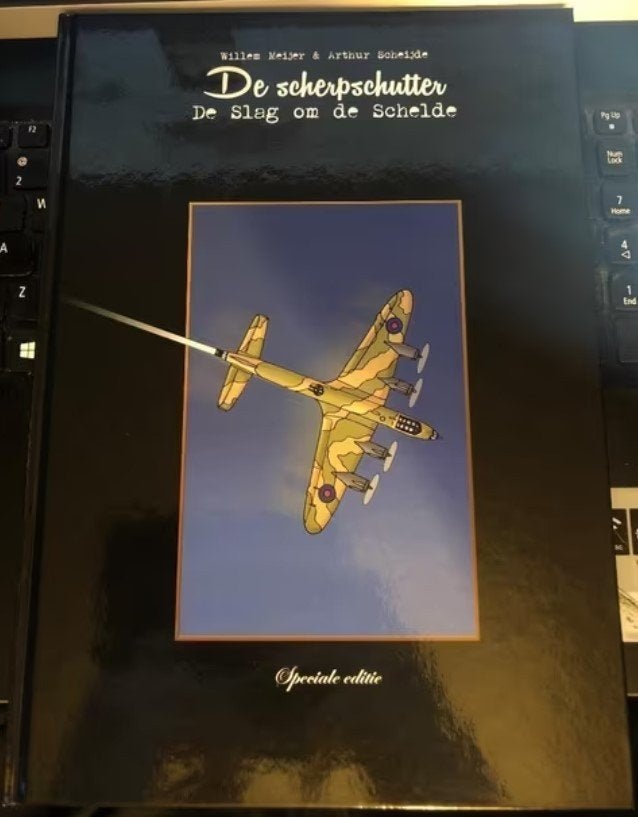De slag om de Schelde luxe uitgave hardcover k2, Eén stripboek, Ophalen of Verzenden, Zo goed als nieuw