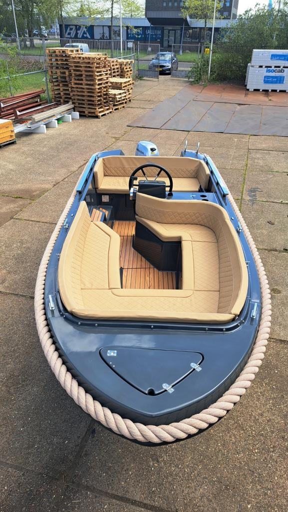 Bijna nieuwe sloep 525 silveryacht., Watersport en Boten, Sloepen, Consoleboot, 5 m, Zo goed als nieuw, 20 pk