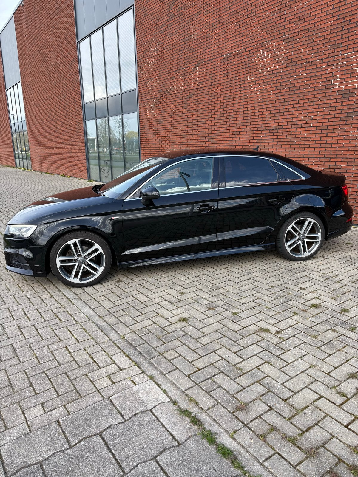 Audi A3 limousine S-line zwart, Auto's, Audi, Particulier, A3, ABS, Airbags, Airconditioning, Automatische klimaatregeling, Bluetooth