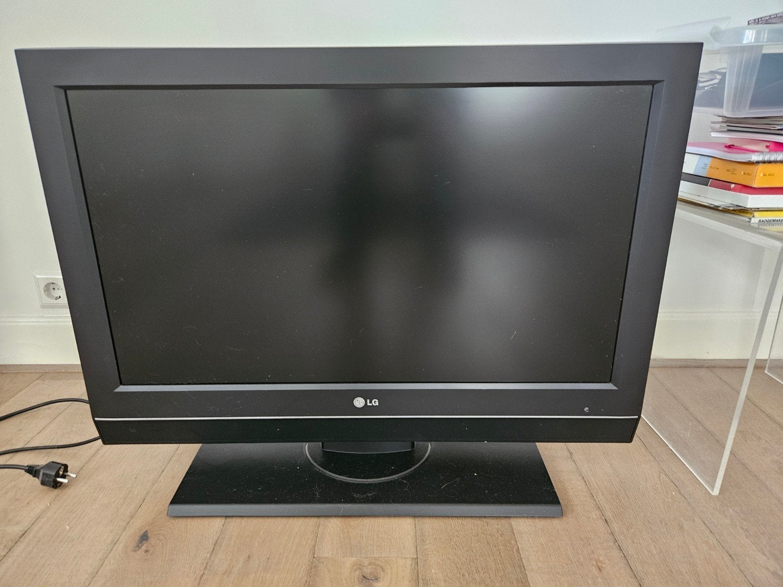 TV LG 32LC51 LCD - 32 inch, Ophalen, Gebruikt, 50 Hz, 80 tot 100 cm