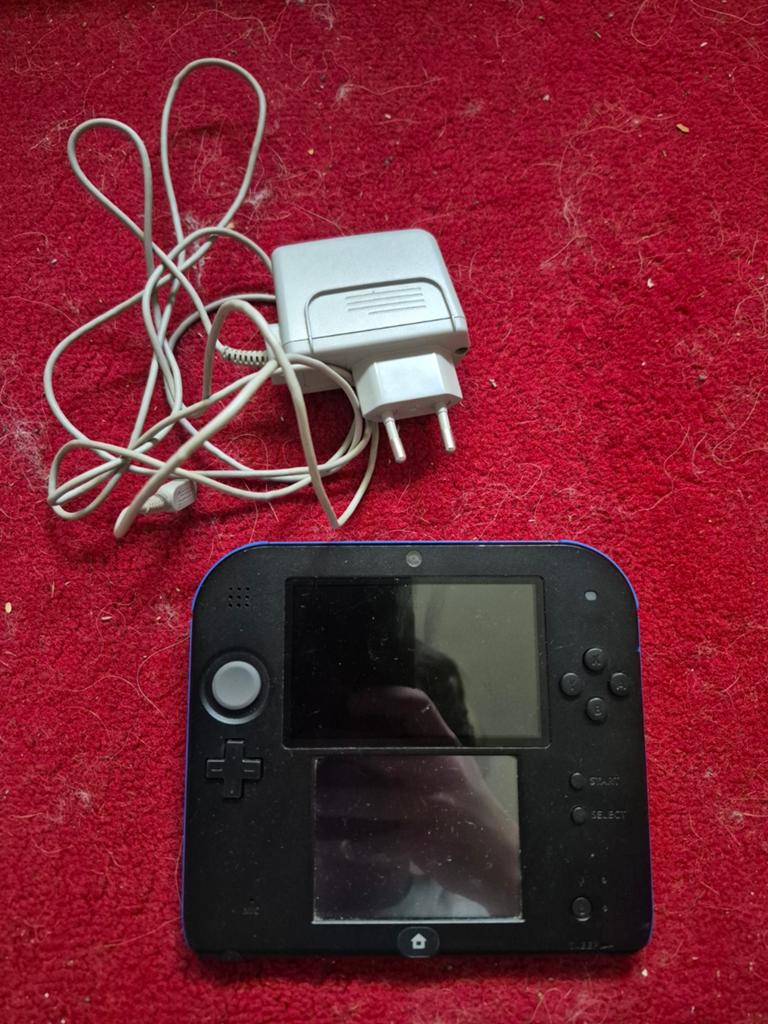 Nintendo 2ds, Ophalen of Verzenden, Gebruikt, Blauw, 2DS