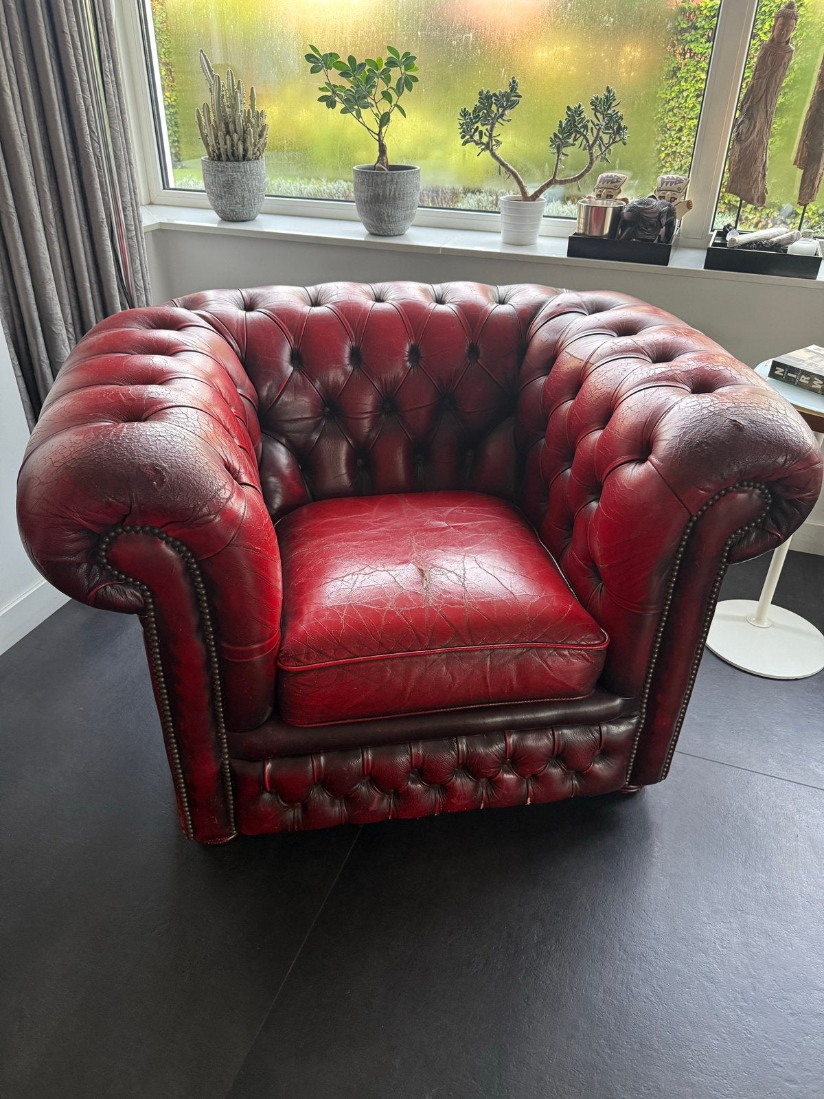 Chesterfield fauteuil - Rood leer, Huis en Inrichting, Fauteuils, Ophalen, Gebruikt, Leer, 75 tot 100 cm