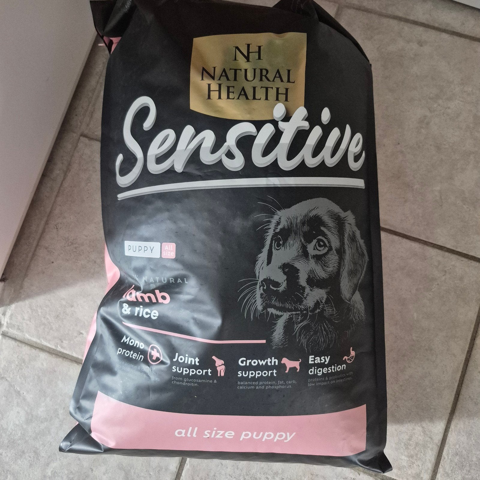 Te koop zeer goed puppyvoer sensitieve lam, Ophalen of Verzenden