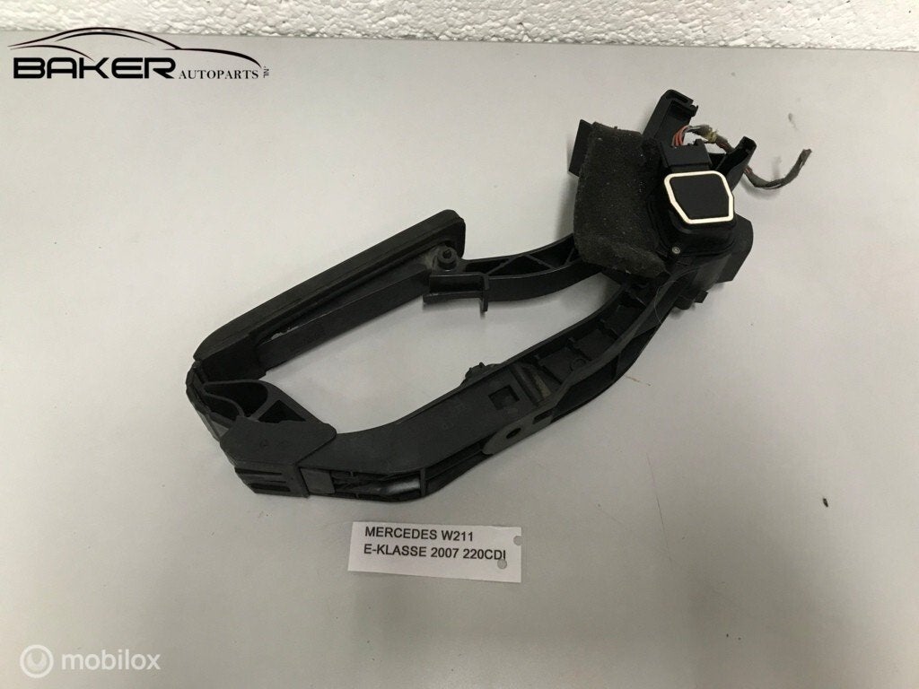 Gaspedaalsensor Mercedes E-klasse W211 02-'09) A2113000604, Auto-onderdelen, Gebruikt, Mercedes-Benz, Ophalen of Verzenden, Mercedes-Benz
