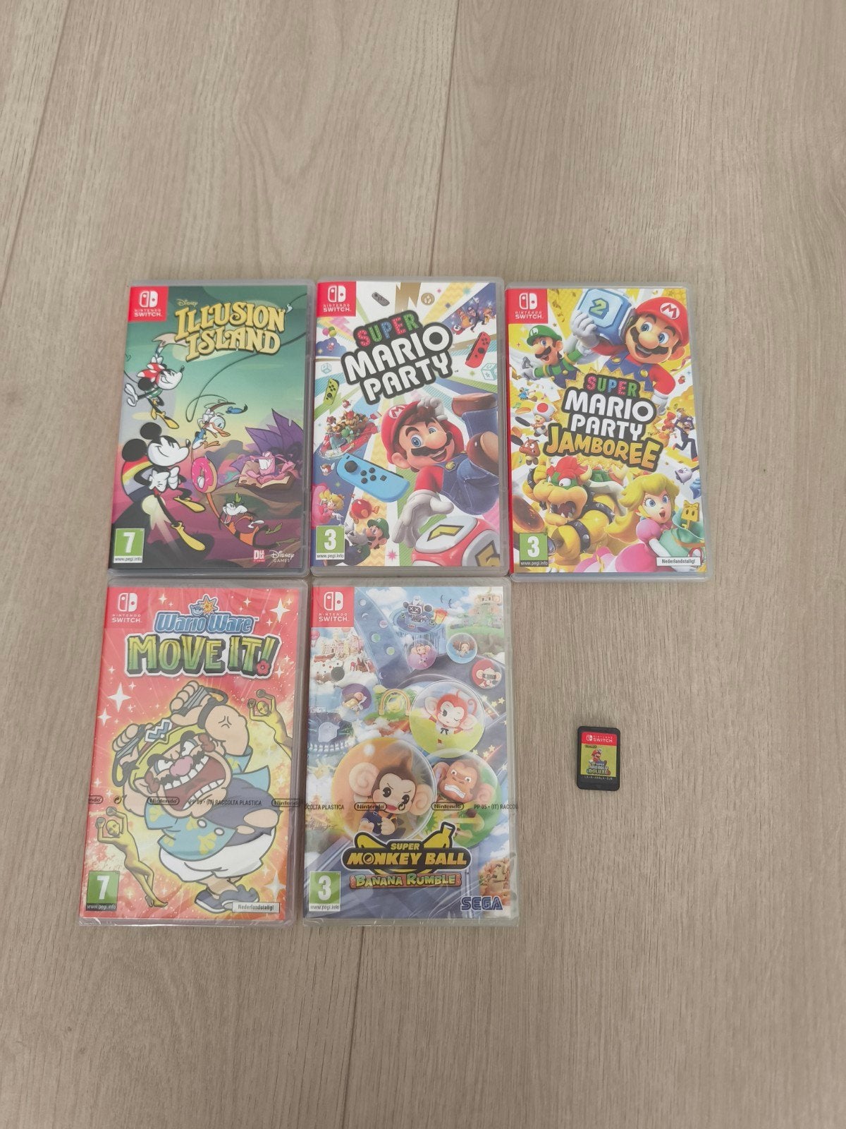Nintendo Switch games Mario wario sealed, Spelcomputers en Games, 3 spelers of meer, Ophalen of Verzenden, Zo goed als nieuw, Vanaf 3 jaar