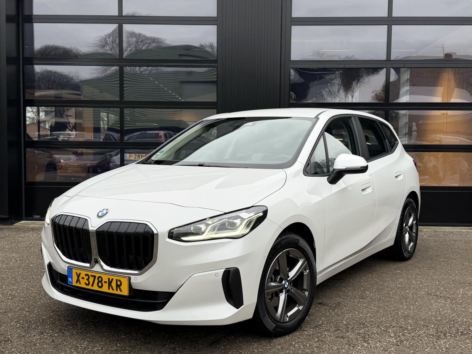 BMW 2-Serie Active Tourer 218i Luxury Line Headup Camera, Auto's, Gebruikt, 1445 kg, Wit, Origineel Nederlands