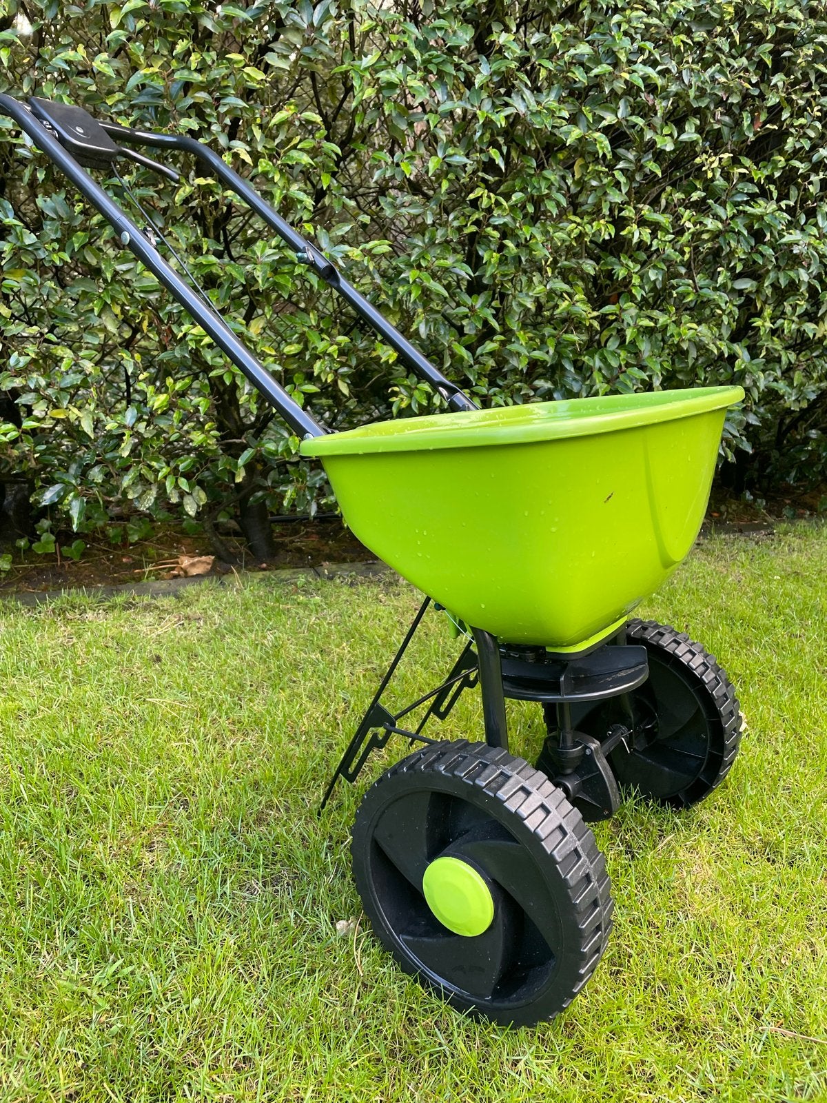 Kunstmeststrooier KMS-15L Bel Garden, Ophalen, Zo goed als nieuw