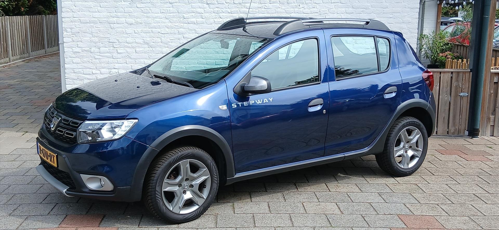 DACIA Sandero 0.9 Tce 90pk airco,cruise,multi media,camera a, Auto's, Stof, Blauw, Cruise Control, Bedrijf