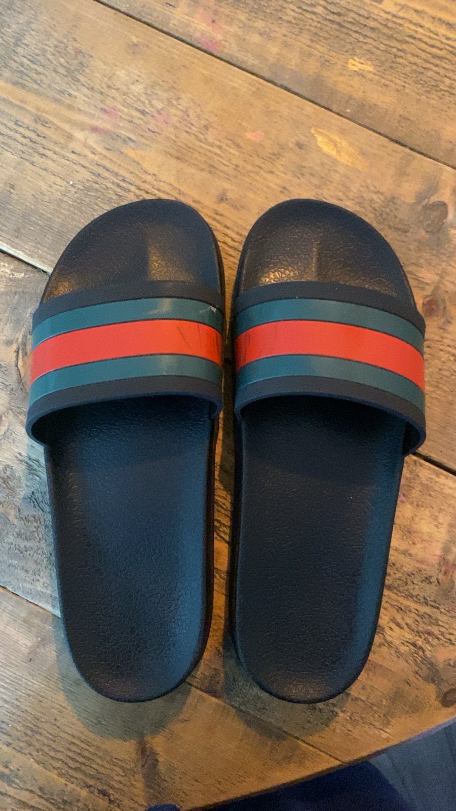 Gucci slippers met rood/groene streep, Kleding | Heren, Ophalen of Verzenden, Gedragen, Zwart, Slippers