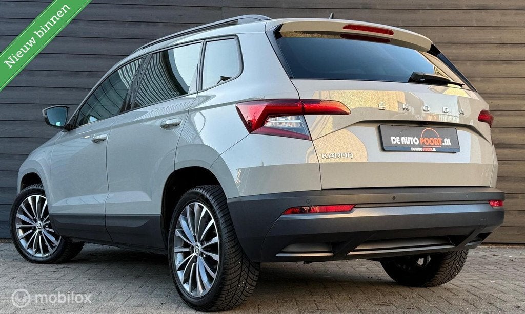 Skoda Karoq 1.5 TSI ACT Style Viritual/ACC/Carplay/Clima/Cam, Auto's, Skoda, 4 cilinders, Karoq, Bedrijf, 19 km/l