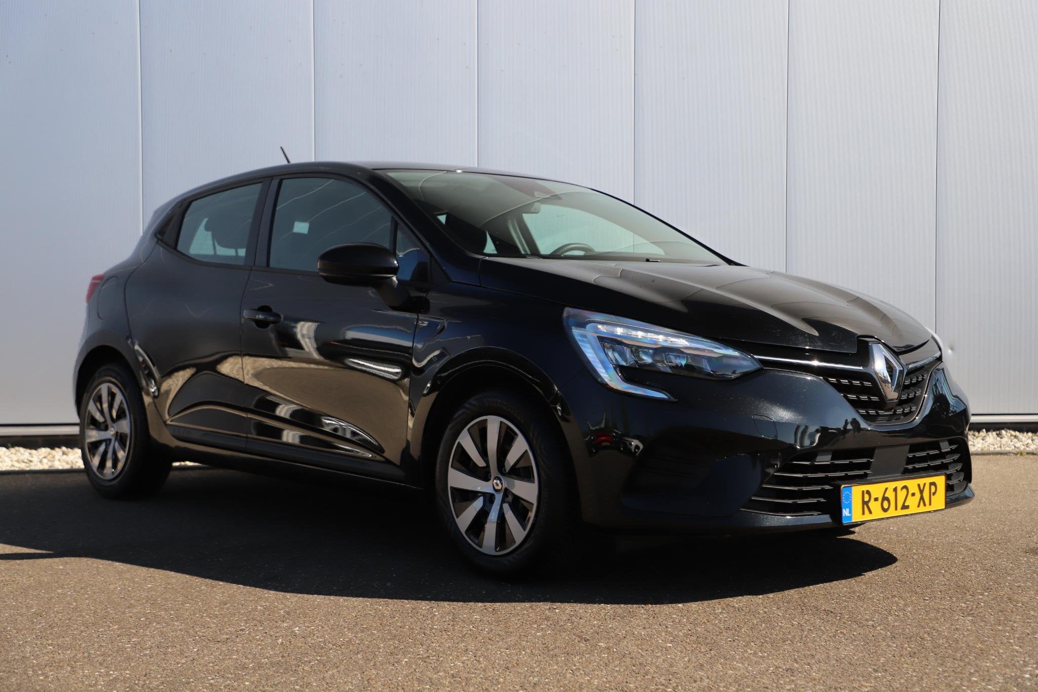 Renault Clio 1.0 TCe 90 Equilibre Navigatie Carplay Android, Voorwielaandrijving, Gebruikt, Euro 6, 580 kg