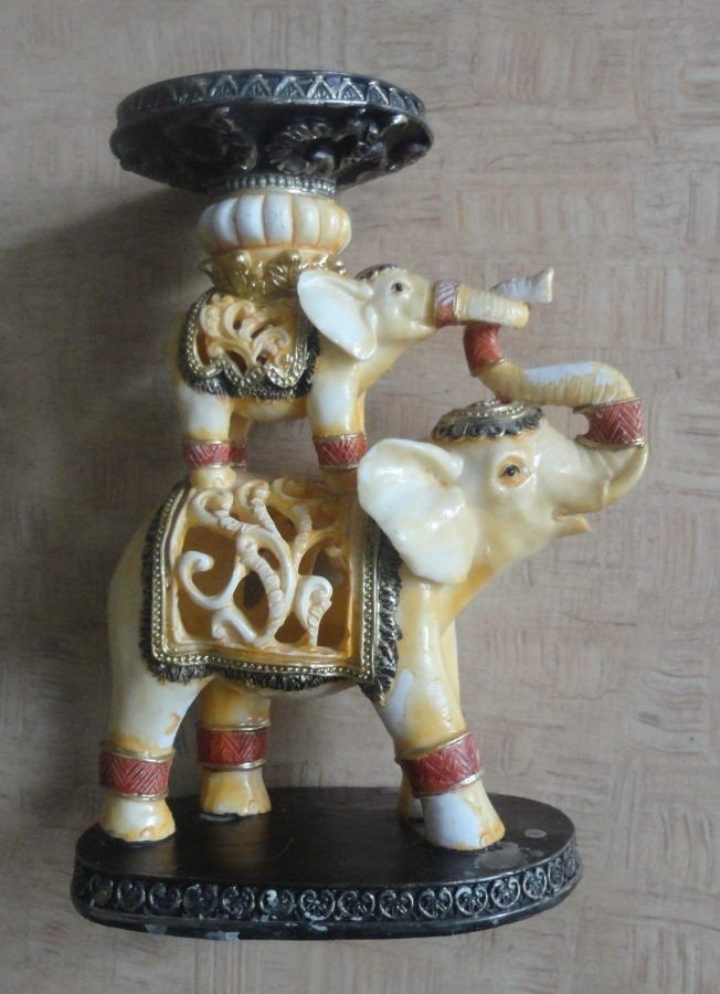 Olifanten kaars / theelicht / waxinelichthouder, Antiek en Kunst, Kunststof, Ophalen of Verzenden, Zoogdier, 20 - 50 cm