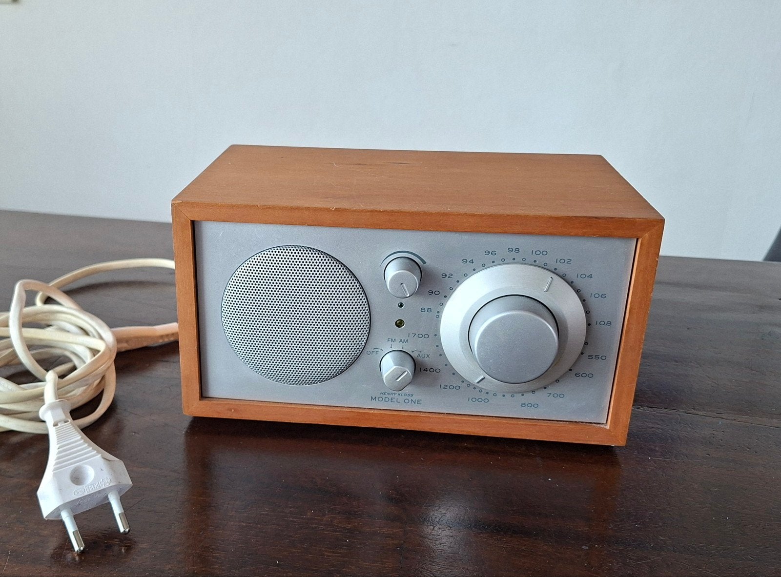 Tivoli classic retro radio, Audio, Tv en Foto, Ophalen of Verzenden, Zo goed als nieuw