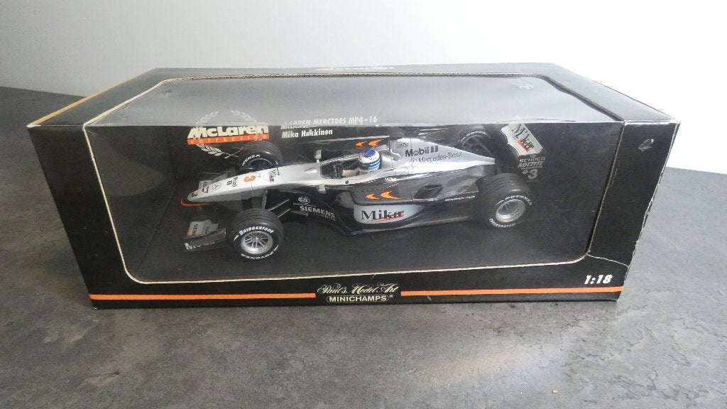 McLaren Mercedes MP4/16 M. Hakkinen 2001 [2020], Verzamelen, Automerken, Motoren en Formule 1, Ophalen of Verzenden, Zo goed als nieuw