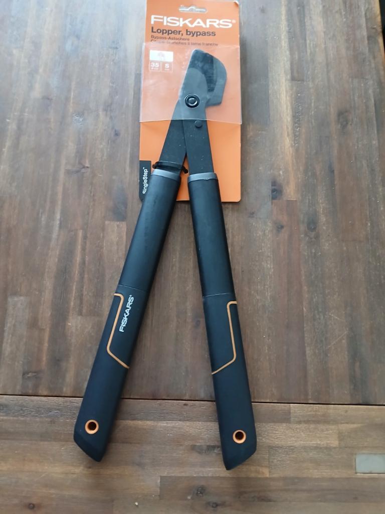 Nieuw in verpakking fiskars takkenschaar, Ophalen of Verzenden, Nieuw