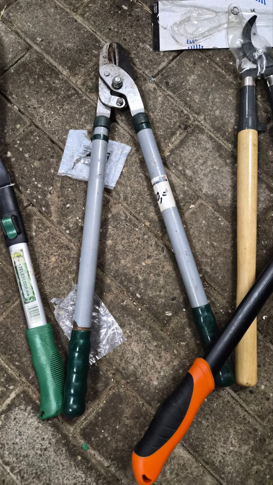 Nieuwe takkenscharen en snoeischaren set, Tuin en Terras, Snoeischaren, Ophalen, Nieuw, 50 mm of meer, Onbekend