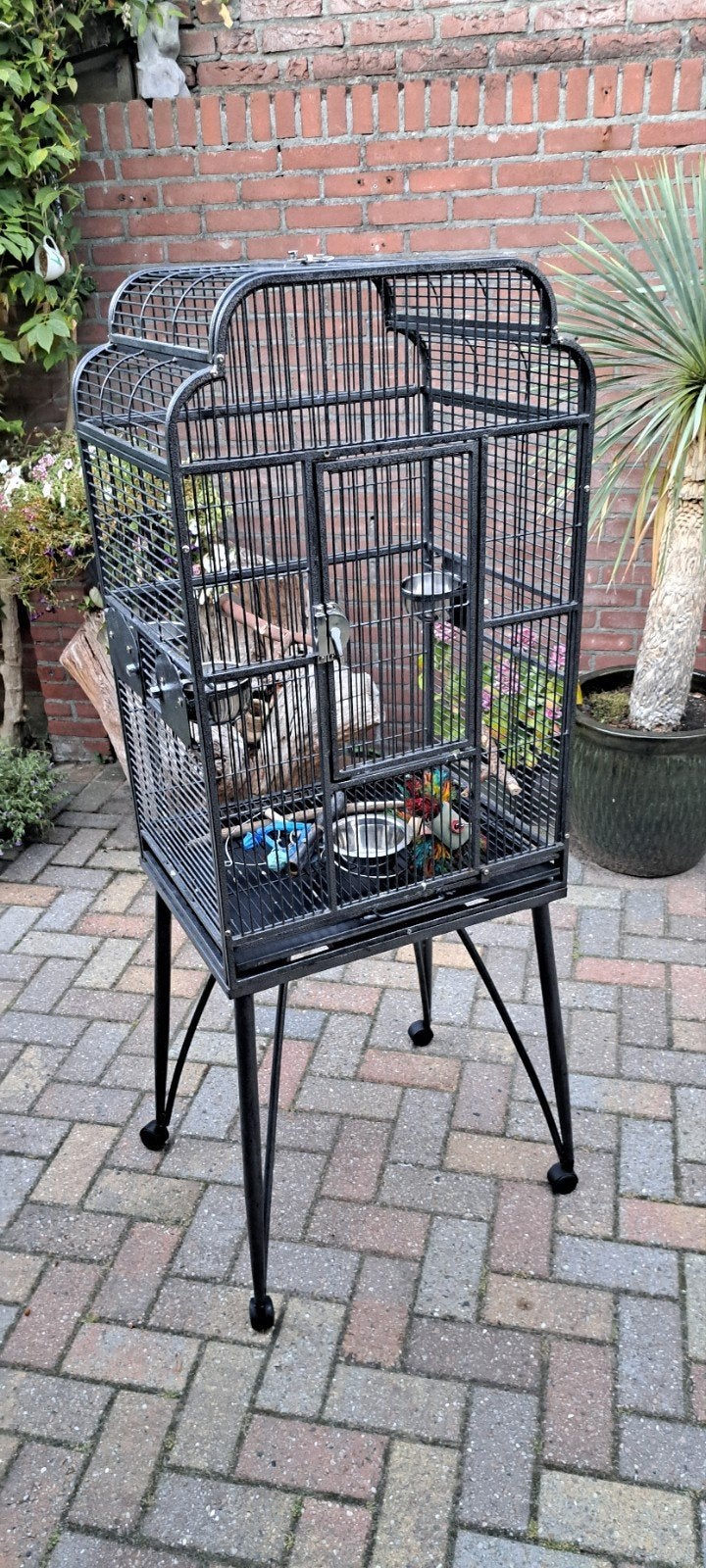 Mooie Vogelkooi met onderstel, Ophalen, Gebruikt, Metaal, Vogelkooi