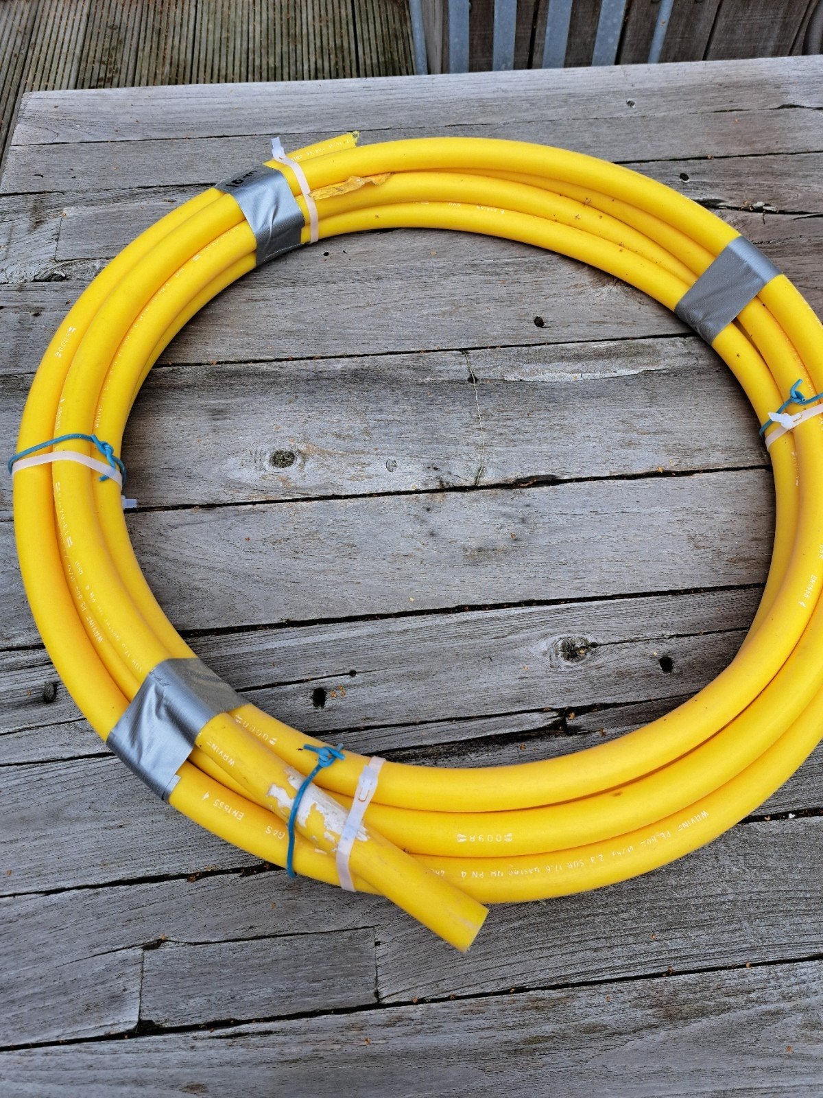 Wavin Kunststof Gasleiding 10m, diameter 25mm, Doe-het-zelf en Verbouw, Pvc, 6 meter of meer, Overige typen, Zo goed als nieuw