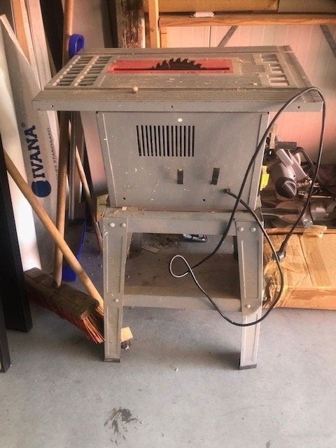 cirkelzaag machine met zaagbladen, Gebruikt, Cirkelzaag, Onbekend, 70 mm of meer