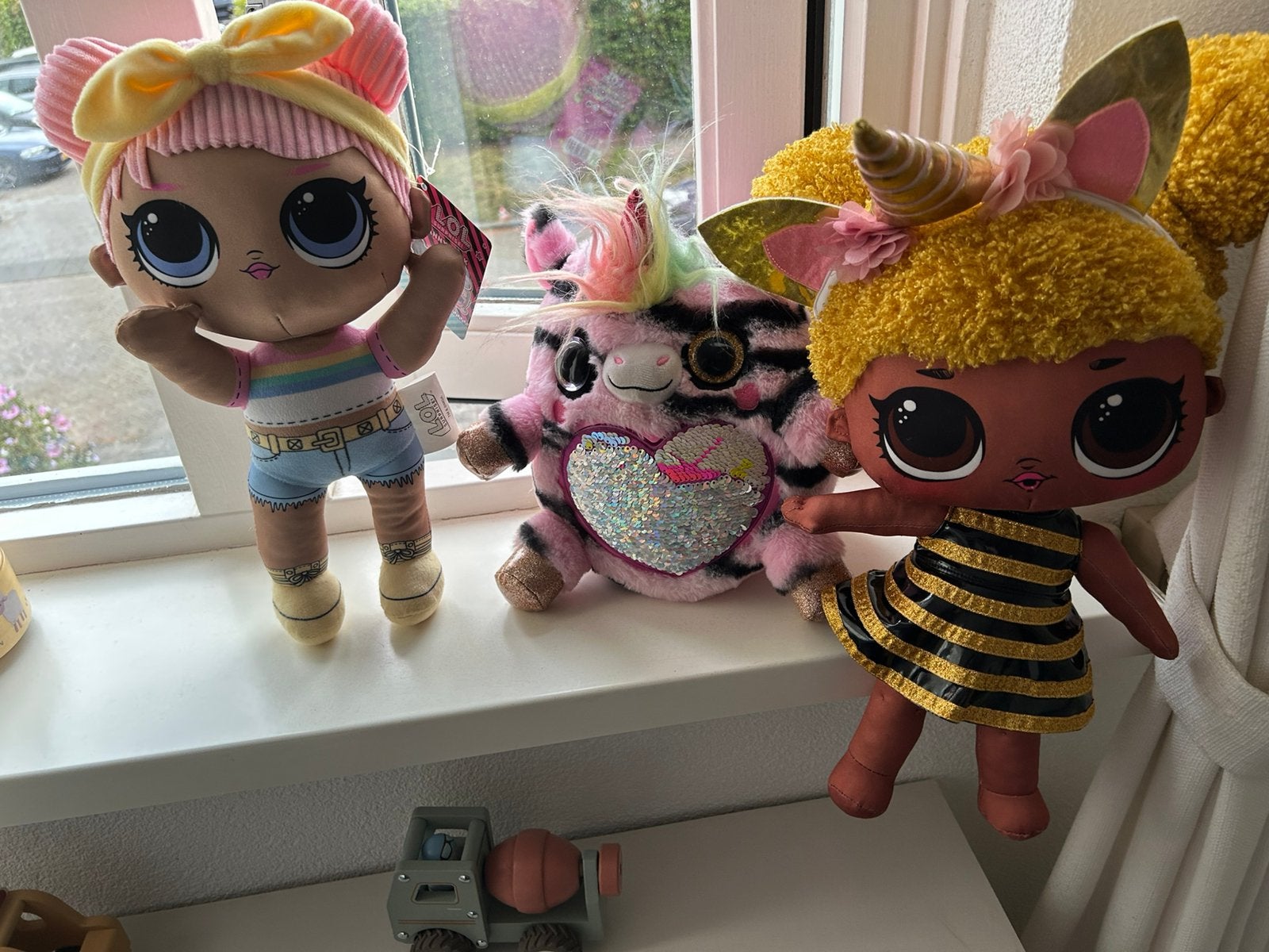 2 knuffel poppen rn 1 eenhoorn, Kinderen en Baby's, Ophalen of Verzenden, Zo goed als nieuw, Overige typen