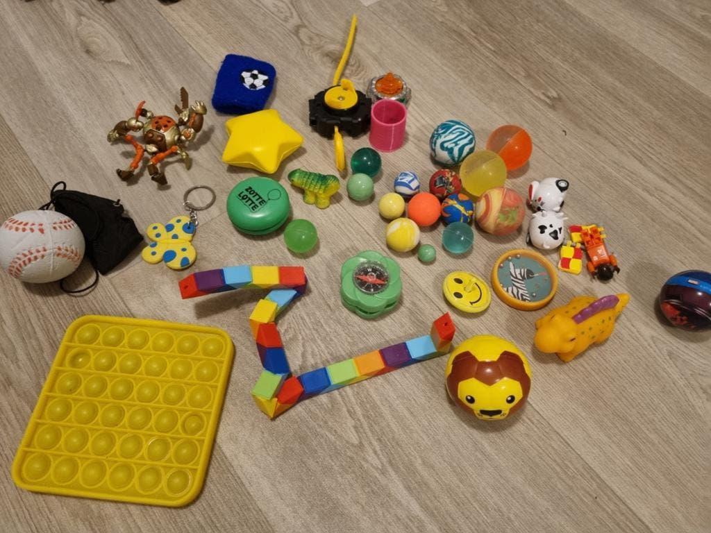 Pakket Fidget toys, stuiterballen etc, Ophalen of Verzenden, Zo goed als nieuw, Jongen of Meisje